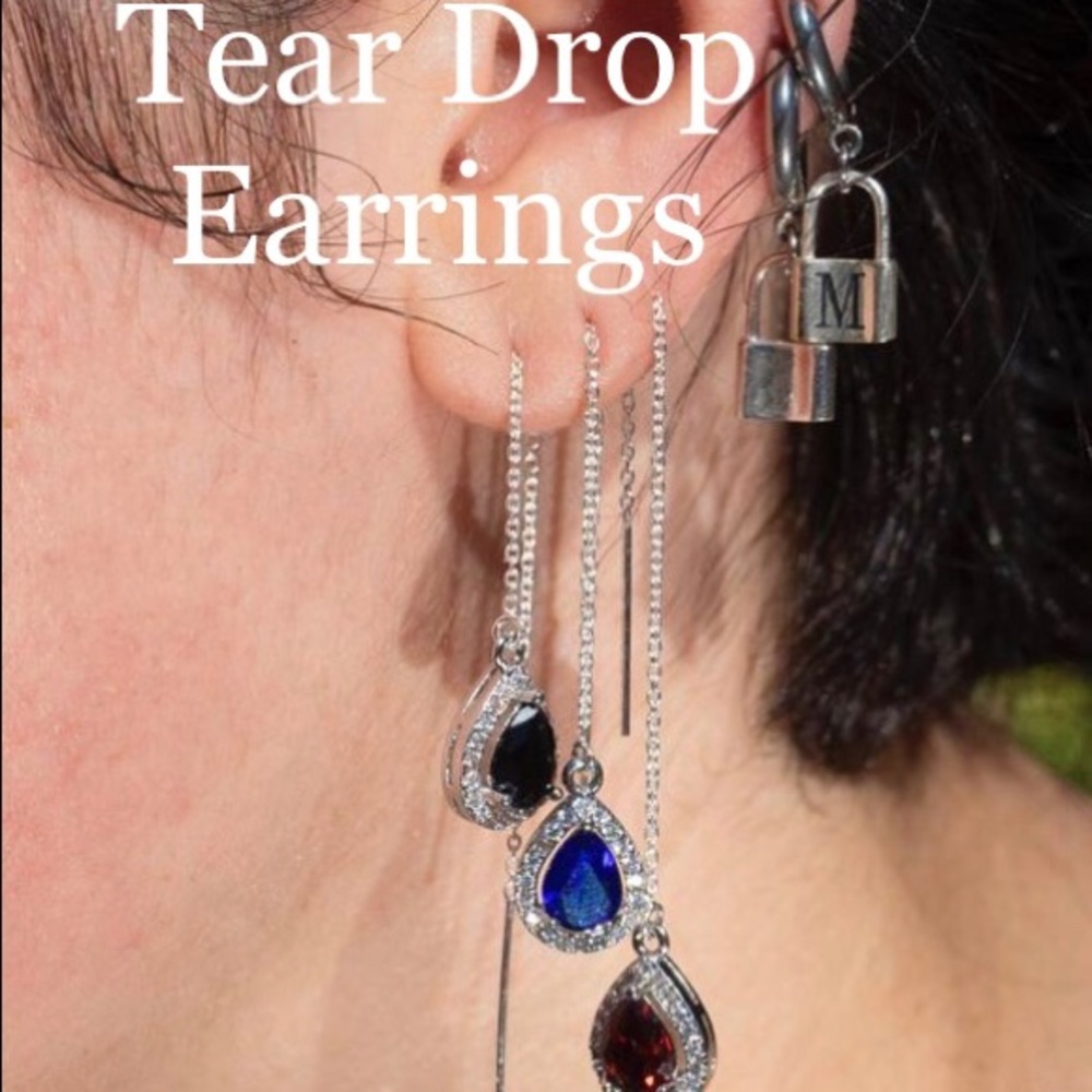 Teardrop Dangle Earrings (Water Drop like DALMATA)